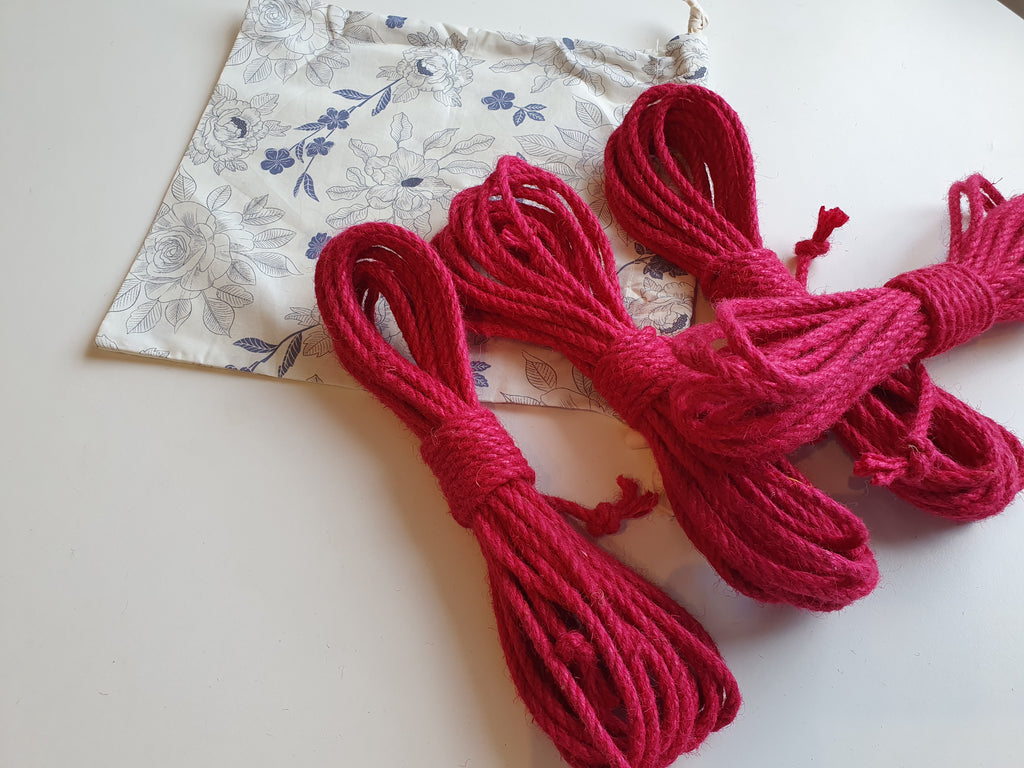 Pink Shibari Rope Jute - Set 4×8m with White Floral Pouch