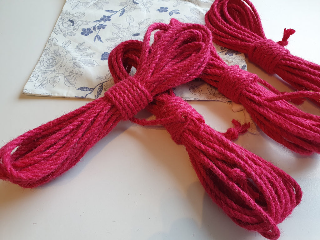 Pink Shibari Rope Jute - Set 4×8m with White Floral Pouch
